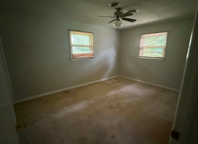 108 Fleming St, Tullahoma, TN 37388