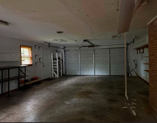 108 Fleming St, Tullahoma, TN 37388