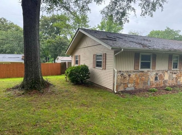 108 Fleming St, Tullahoma, TN 37388