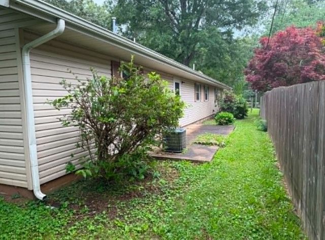 108 Fleming St, Tullahoma, TN 37388