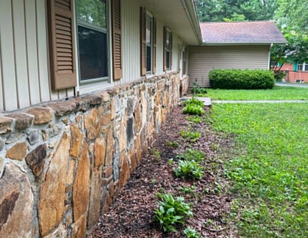 108 Fleming St, Tullahoma, TN 37388