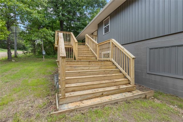 140 W Cardinal Lane, Diamond City, AR 72644