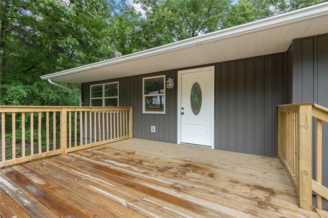 140 W Cardinal Lane, Diamond City, AR 72644