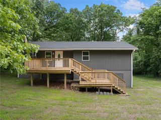 140 W Cardinal Lane, Diamond City, AR 72644