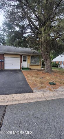 14 B Lenape Drive, Whiting, NJ 08759