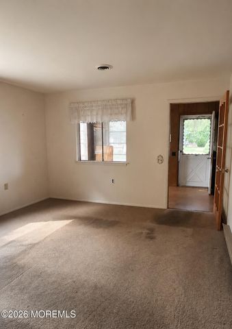 14 B Lenape Drive, Whiting, NJ 08759