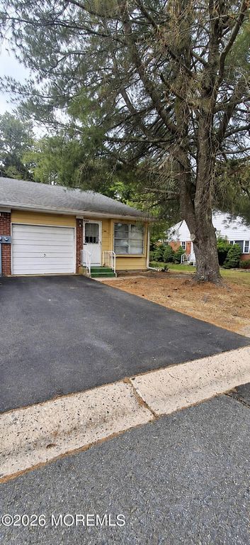 14 B Lenape Drive, Whiting, NJ 08759
