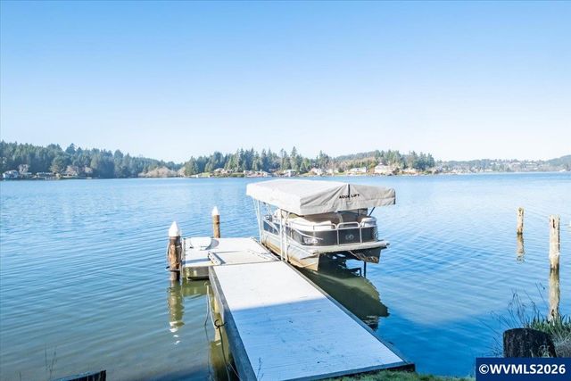 2095 NE East Devils Lake Rd, Otis, OR 97368