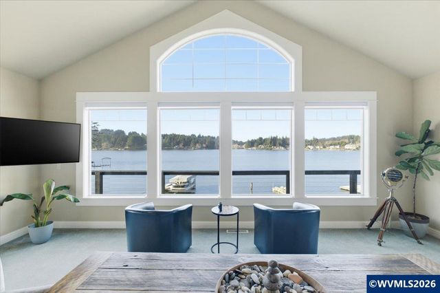 2095 NE East Devils Lake Rd, Otis, OR 97368