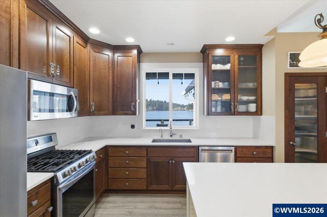 2095 NE East Devils Lake Rd, Otis, OR 97368