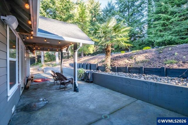 2095 NE East Devils Lake Rd, Otis, OR 97368