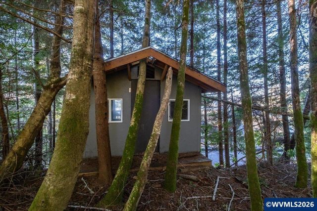 2095 NE East Devils Lake Rd, Otis, OR 97368