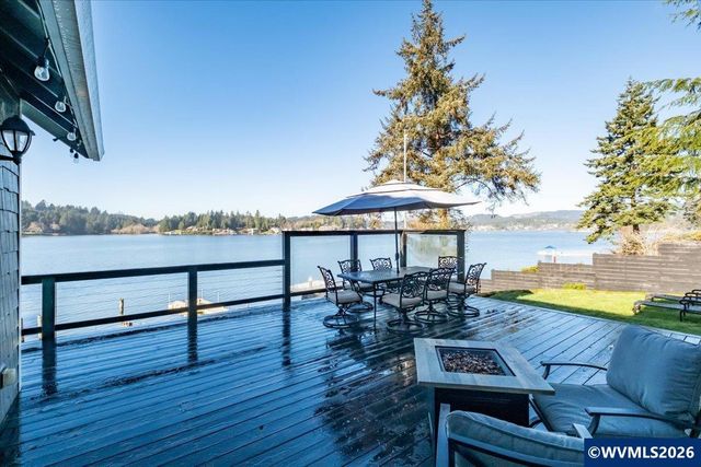 2095 NE East Devils Lake Rd, Otis, OR 97368