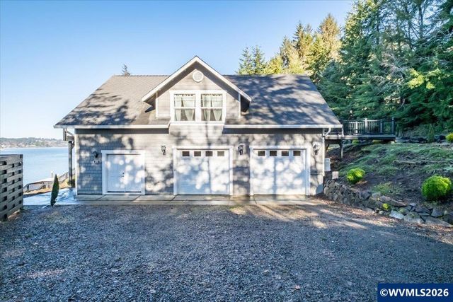 2095 NE East Devils Lake Rd, Otis, OR 97368