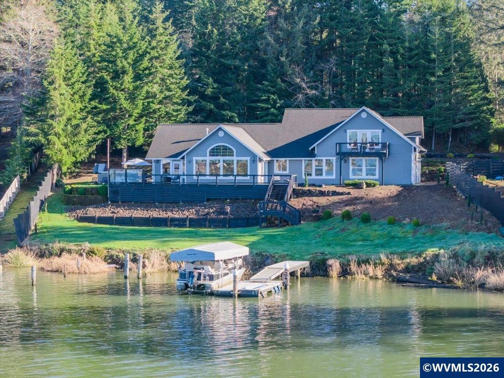 2095 NE East Devils Lake Rd, Otis, OR 97368