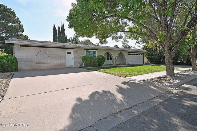 2744 Topley Avenue, Las Cruces, NM 88005