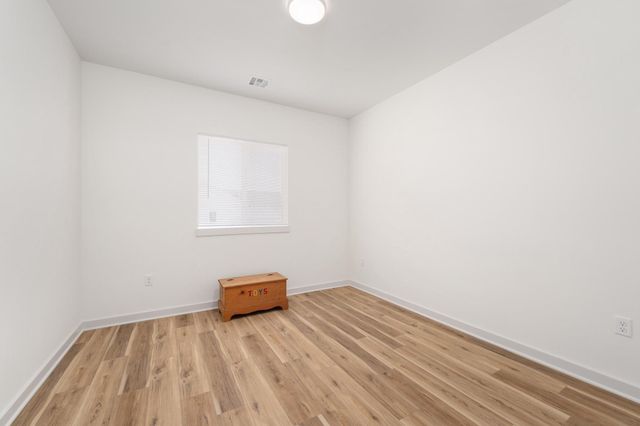 2405 S Taiga St, Goddard, KS 67052