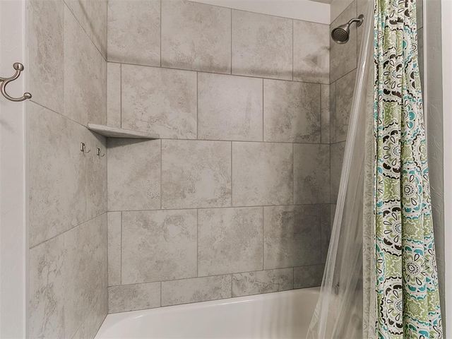 10001 Quarter Horse Trail, Yukon, OK 73099