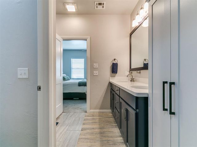 10001 Quarter Horse Trail, Yukon, OK 73099