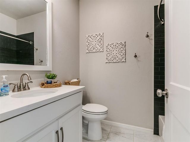 10001 Quarter Horse Trail, Yukon, OK 73099