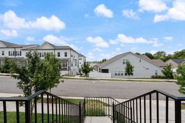 709 Fordham Dr, Brentwood, TN 37027