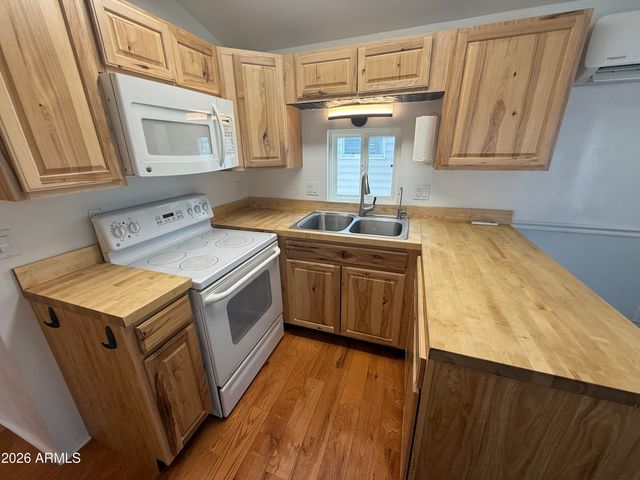 1028 W PECOS Avenue, Apache Junction, AZ 85119