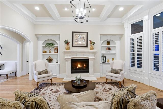 2294 Weeping Oak Drive, Braselton, GA 30517