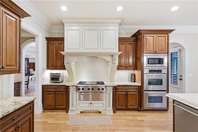 2294 Weeping Oak Drive, Braselton, GA 30517