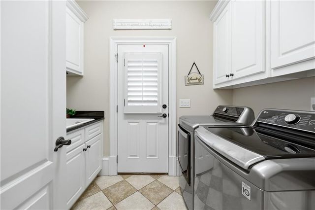 2294 Weeping Oak Drive, Braselton, GA 30517