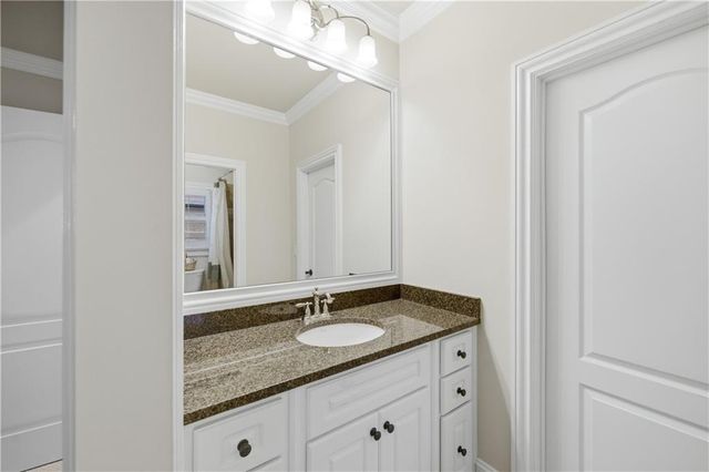 2294 Weeping Oak Drive, Braselton, GA 30517