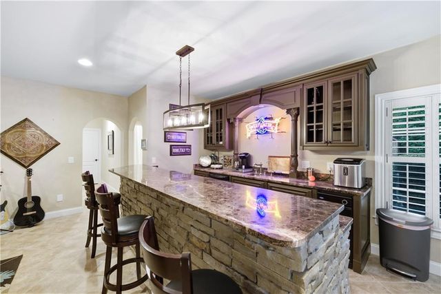 2294 Weeping Oak Drive, Braselton, GA 30517