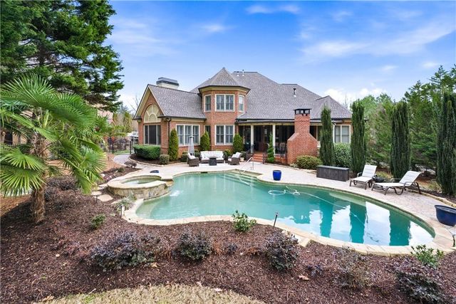 2294 Weeping Oak Drive, Braselton, GA 30517