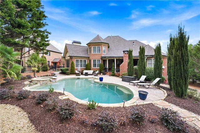 2294 Weeping Oak Drive, Braselton, GA 30517