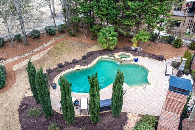 2294 Weeping Oak Drive, Braselton, GA 30517