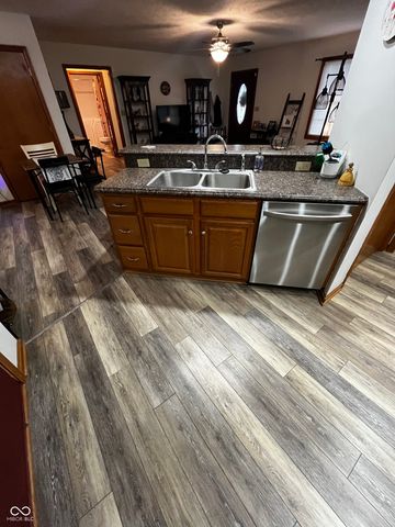 410 E Illinois Street, Brazil, IN 47834