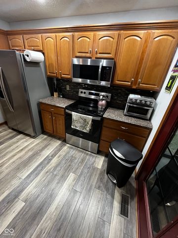 410 E Illinois Street, Brazil, IN 47834