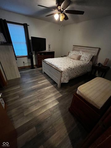 410 E Illinois Street, Brazil, IN 47834