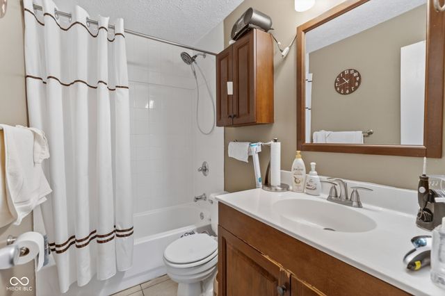 5744 E 18th Street, Indianapolis, IN 46218