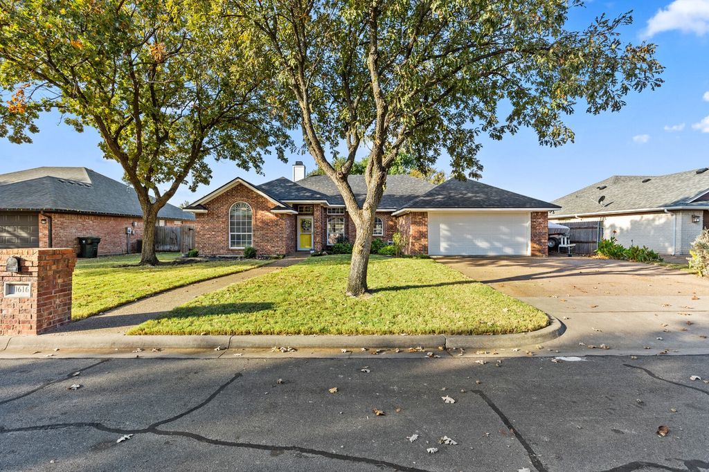 10616 Whitney Trace, Waco, TX 76708