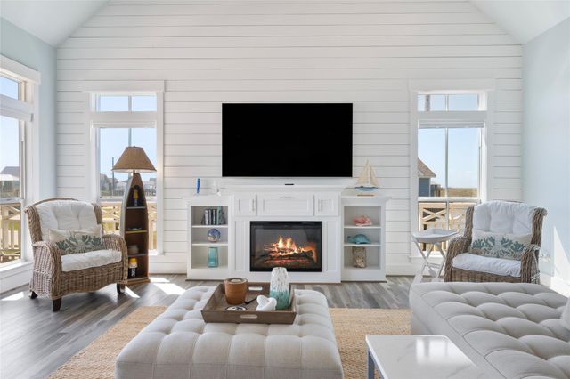 3733 Biscayne Beach Road, Port Bolivar, TX 77650