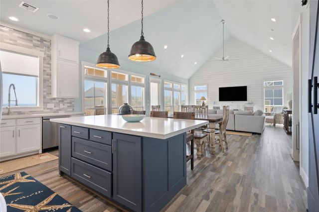 3733 Biscayne Beach Road, Port Bolivar, TX 77650