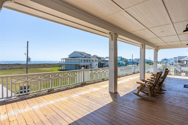 3733 Biscayne Beach Road, Port Bolivar, TX 77650