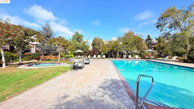 2101 Shoreline Drive 265, Alameda, CA 94501