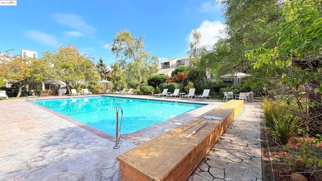 2101 Shoreline Drive 265, Alameda, CA 94501
