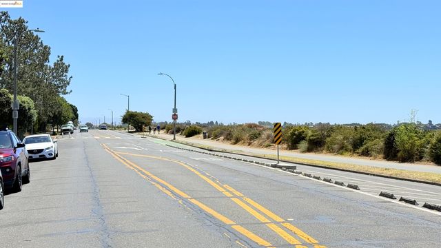 2101 Shoreline Drive 265, Alameda, CA 94501