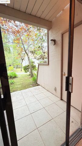 2101 Shoreline Drive 265, Alameda, CA 94501