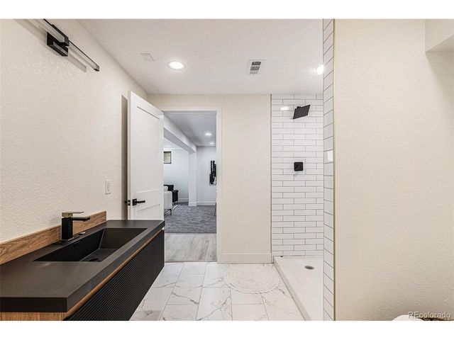 2140 Tabor Dr, Lakewood, CO 80215