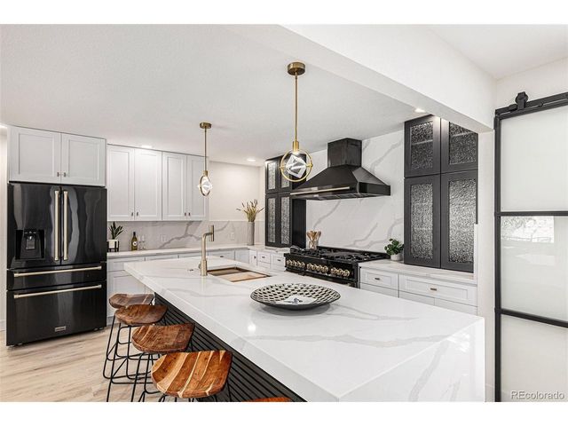 2140 Tabor Dr, Lakewood, CO 80215