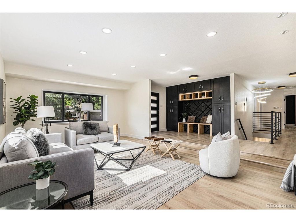 2140 Tabor Dr, Lakewood, CO 80215