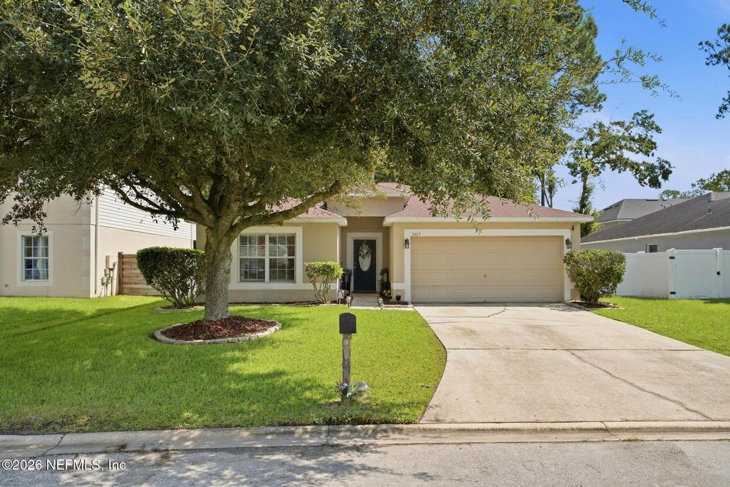 1663 E JAYHAWK Lane E, Jacksonville, FL 32221